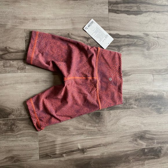 Lululemon Wunder Train HR Short 8' - Picture 4 of 4